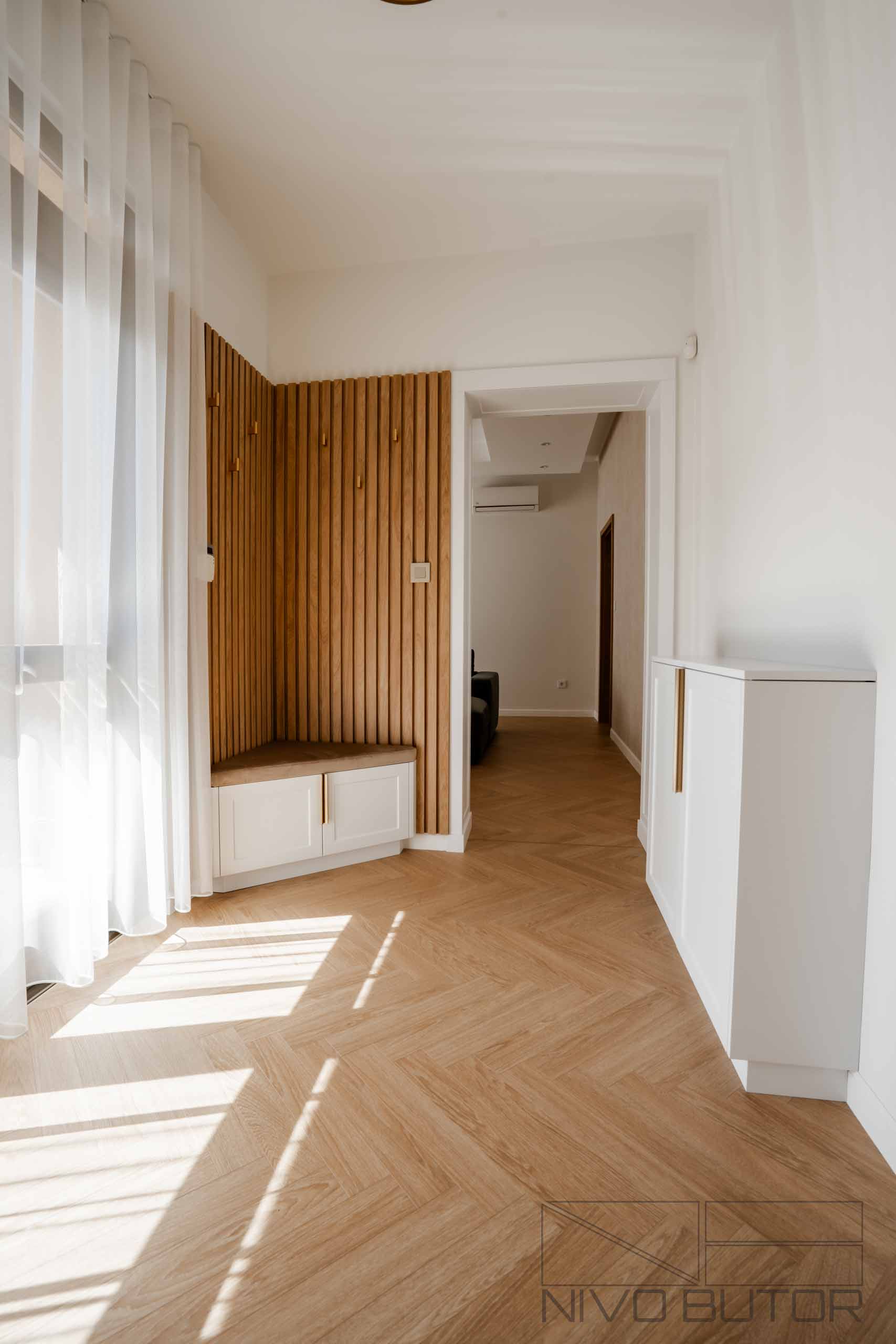 Modern előszoba